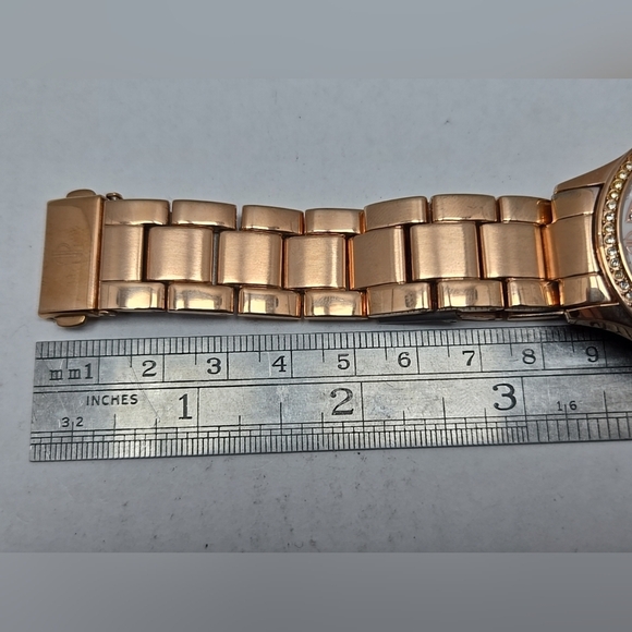 Womens Jennifer Lopez Rose Gold Crystal Watch Rhinestones FMDJL549 New Battery - Picture 9 of 10